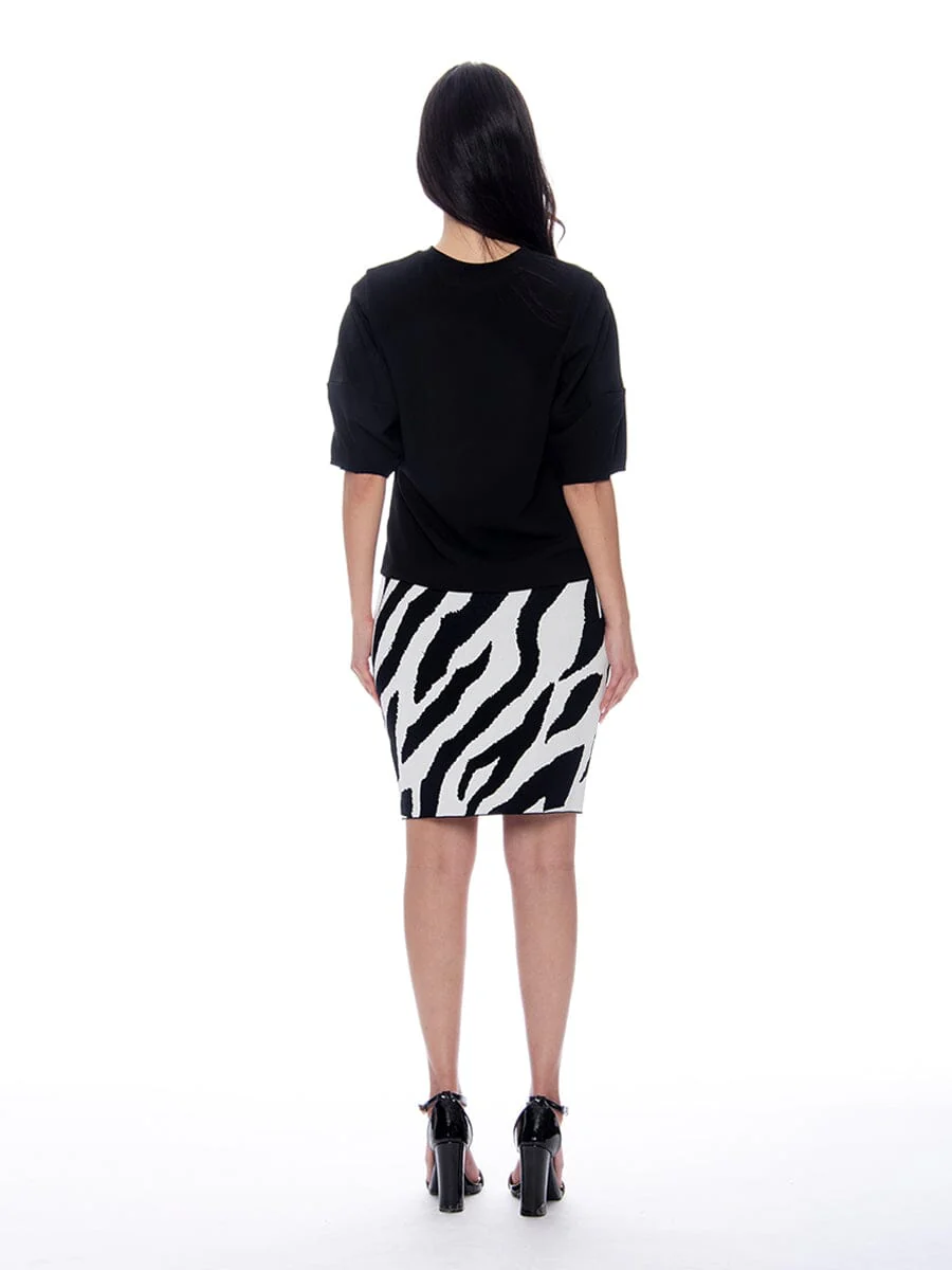 Abstract Face Embroidered Puff Sleeve Top - Image 8
