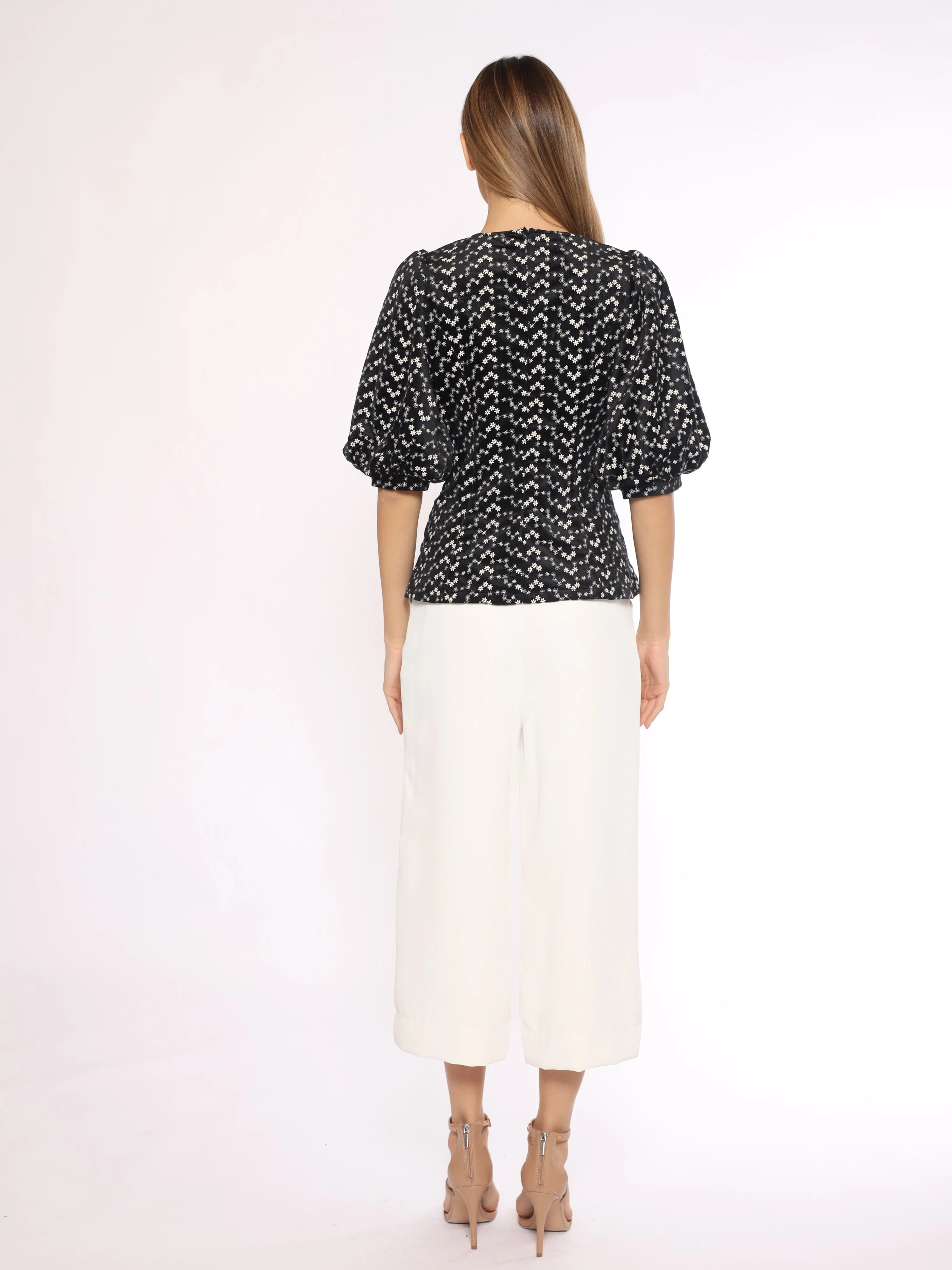 Flower Embroidered Puff Sleeve Peplum Style Blouse - Image 16