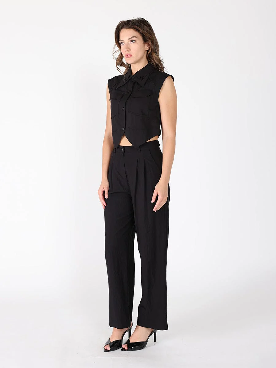 Front Button Open-Bottom Hem Sleeveless Top - Image 3