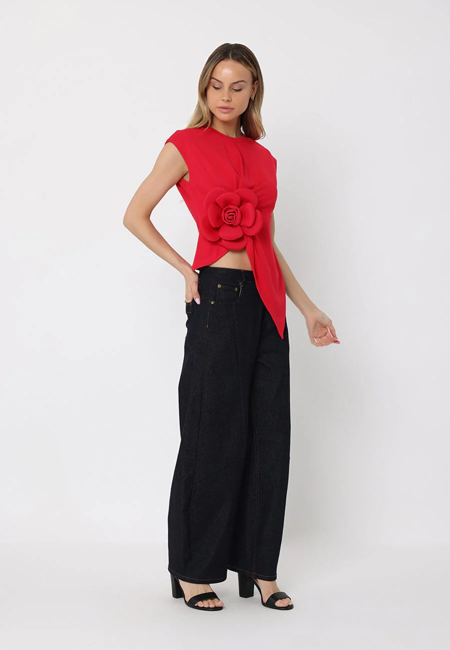 Sleeveless Flower Applique Sharp Asymmetrical Top - Image 6