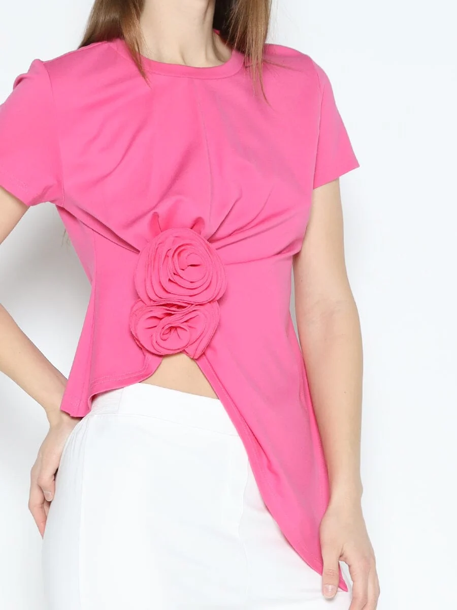 Sleeveless Flower Applique Sharp Asymmetrical Top - Image 3